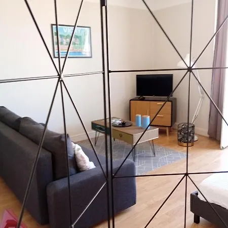 Les Cocons Avec Balcon Apartamento Vichy