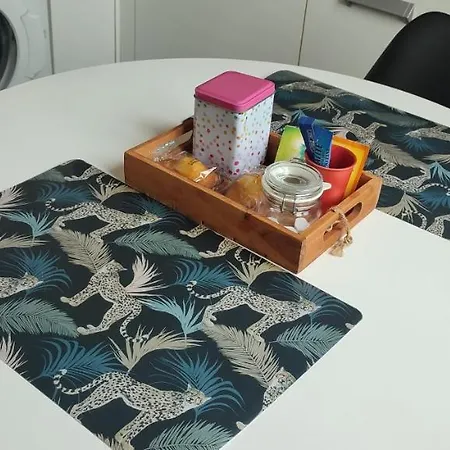 Les Cocons Avec Balcon Apartamento Vichy