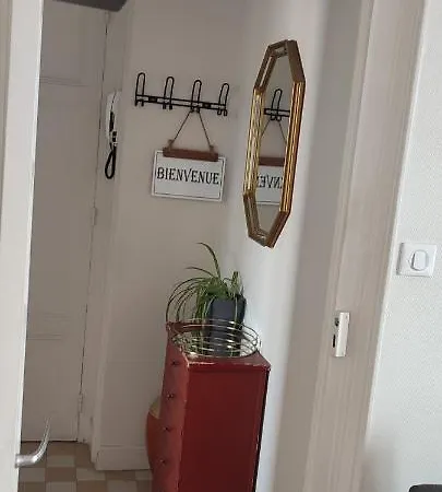 Les Cocons Avec Balcon Apartamento Vichy